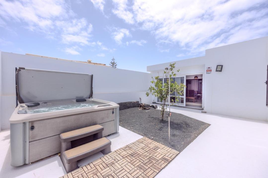 Villa Kakariko Playa Honda  Exteriör bild