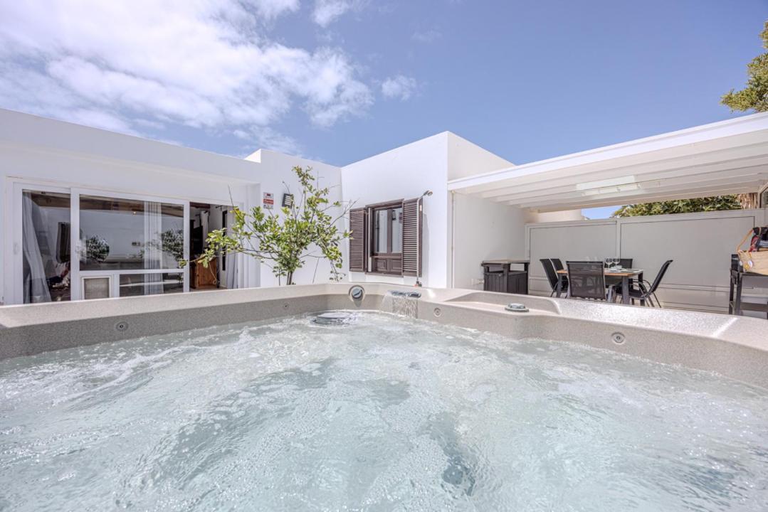 Villa Kakariko Playa Honda  Exteriör bild